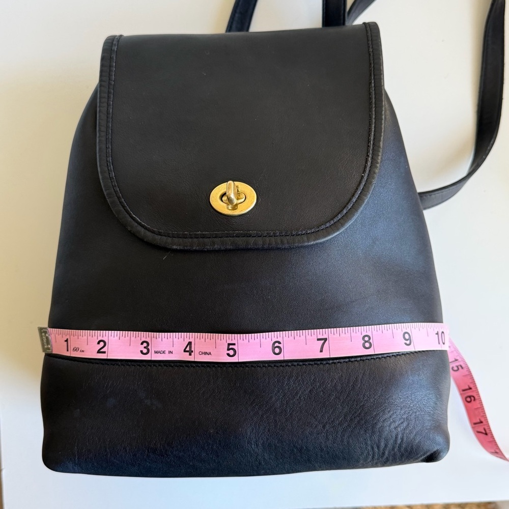 Vintage 90's Coach Black Leather Daypack 9791 Vtg Turnlock Backpack - Picture 12 of 16